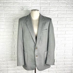 Vintage Bilari Halberstadt’s Hand Tailored Grey Suit Jacket Blazer Size Large